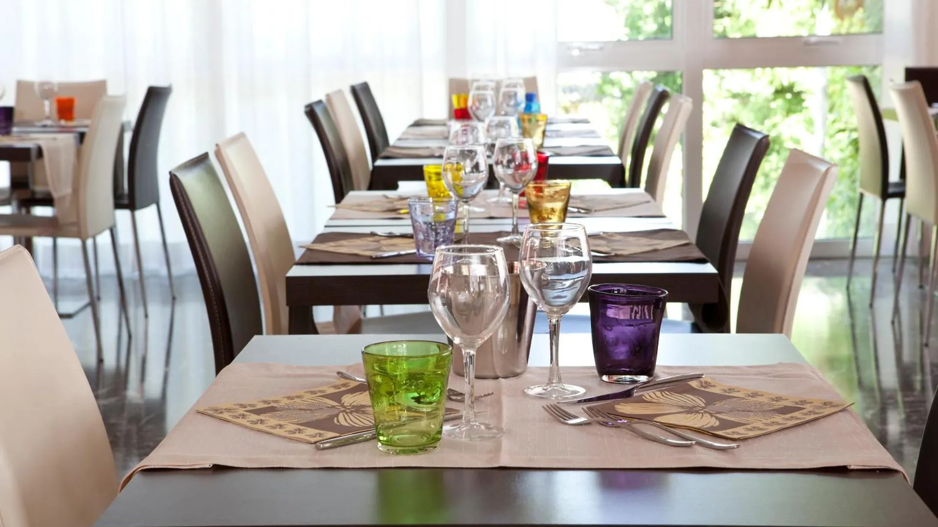 Hotel Sympathy Rimini 3*,  Italy